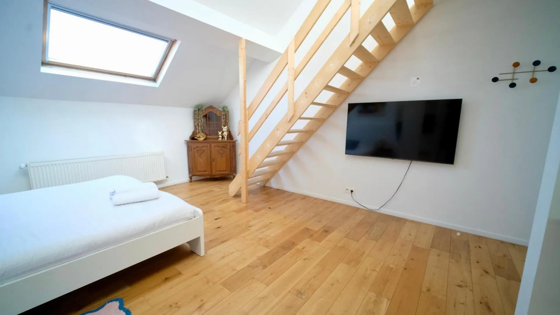 Easy Stay - City Center Brussels Apartment